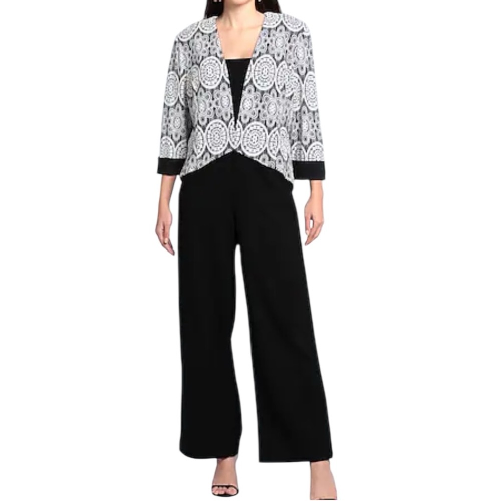 Joseph Ribkoff Signature Jacket Blazer- Black/ White
Size 6